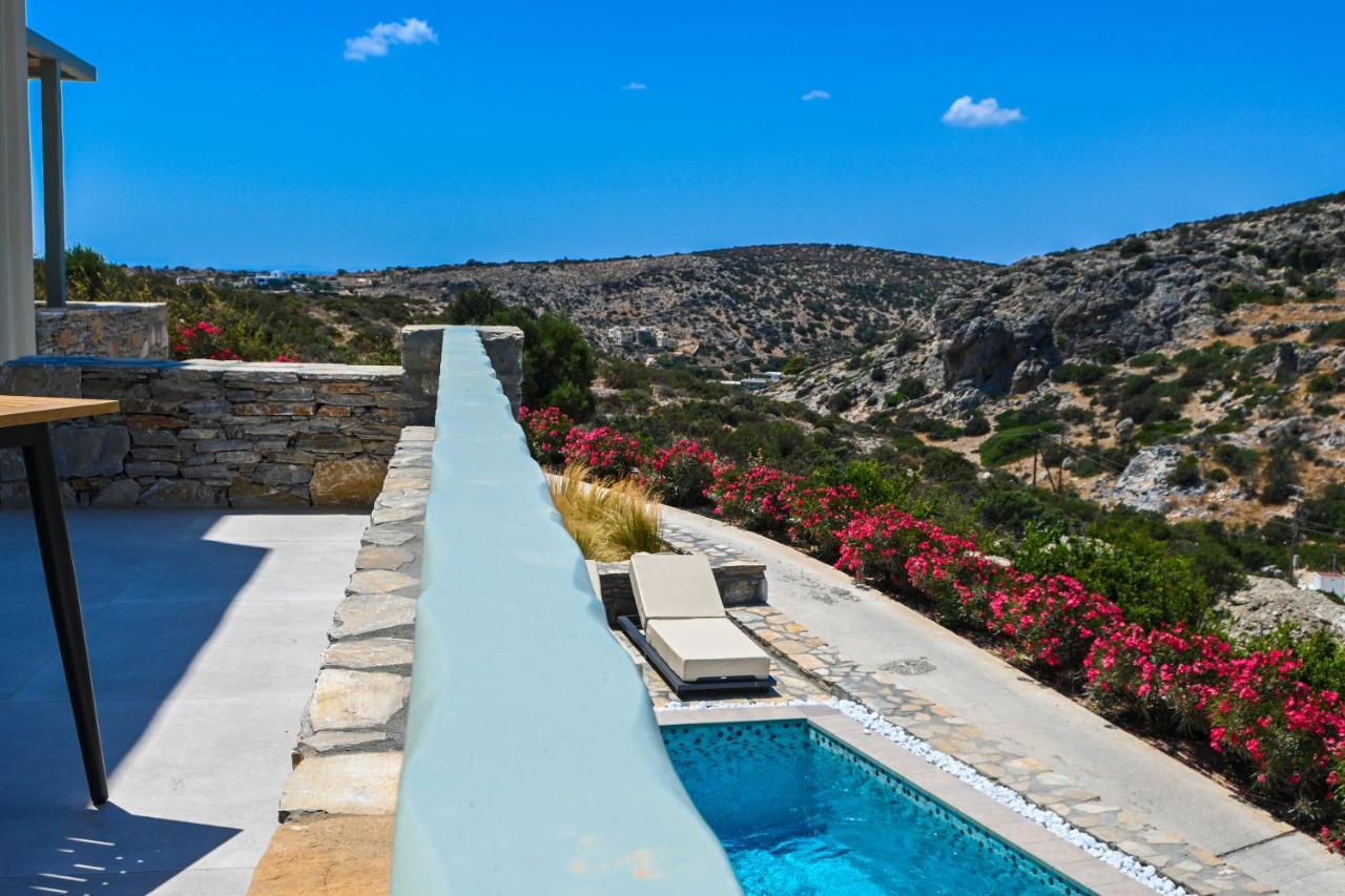 Schinoza Luxury Suites Schoinoussa Exterior photo